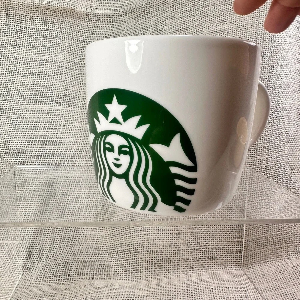 Starbucks Siren‎ Logo Coffee Mug 16.9 oz White Green 2017